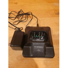 OEM Motorola Portable Radio Charger HTN9702A For P110,P1225,GP300,GP350 153