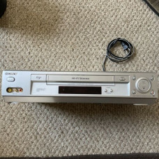 Sony SLV-N700 VHS VCR Player Recorder No Remote Tested And Working Silver Used.