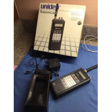Uniden Bearcat 100XL Handheld Scanner Works w/ Adapter & ORIG BOX & CASE