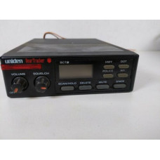 Vintage Uniden Bear Tracker Model BCT 2 Mobile Scanner Scanning Radio